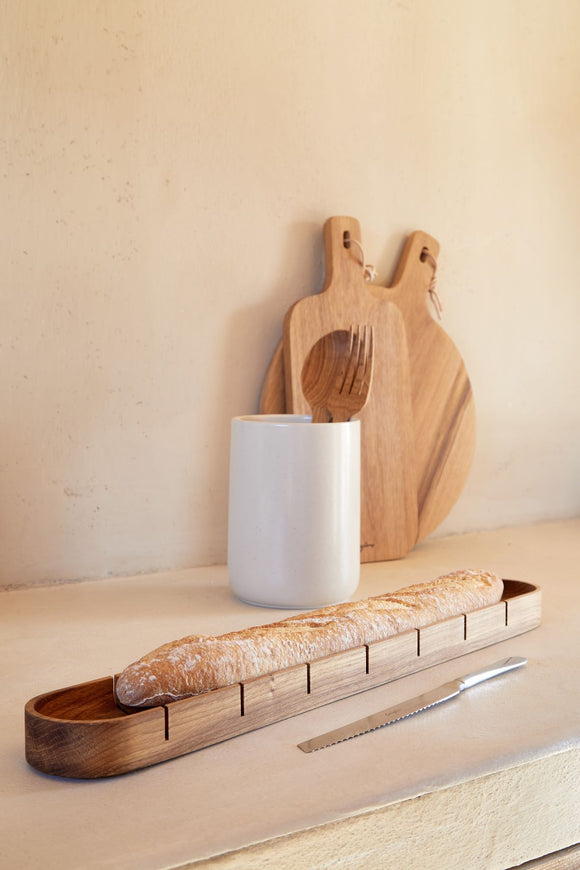 Oak Baguette Board with knife - Casafina